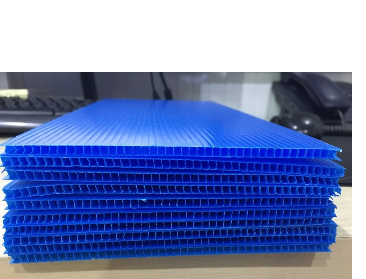 Tấm nhựa carton (tấm Danpla)